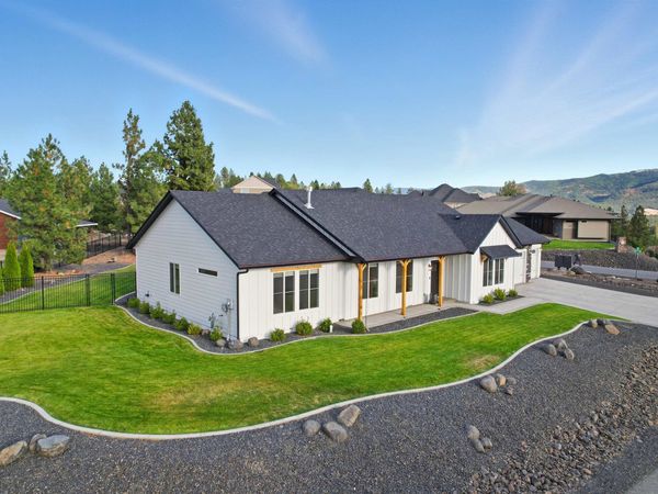 2539 S Man O War Ln, Spokane Valley, WA 99037