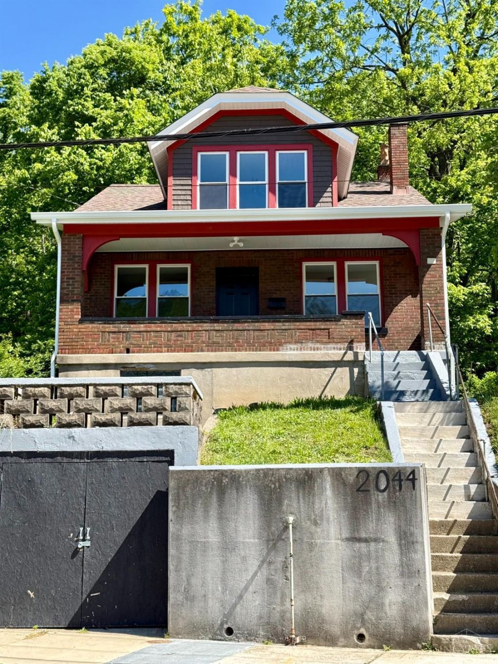 2044 Queen City Avenue, Cincinnati, OH 45214 Main Photo