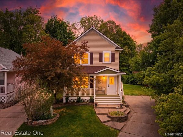 415 Ventnor Commons, Genoa Twp, MI 48843