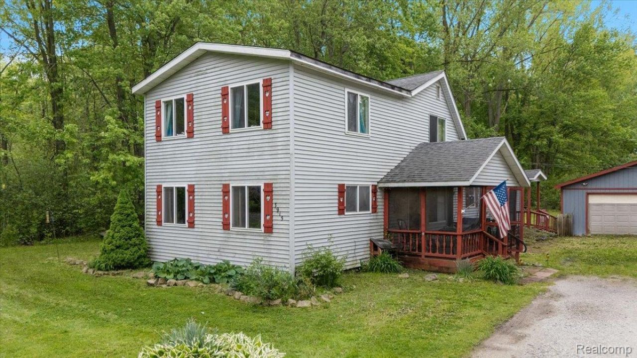 3915 Fruit Street, Clay Township, Mi 48001 Main Photo