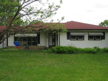 4621 S Martin Luther King Jr Boulevard, Lansing, MI 48910