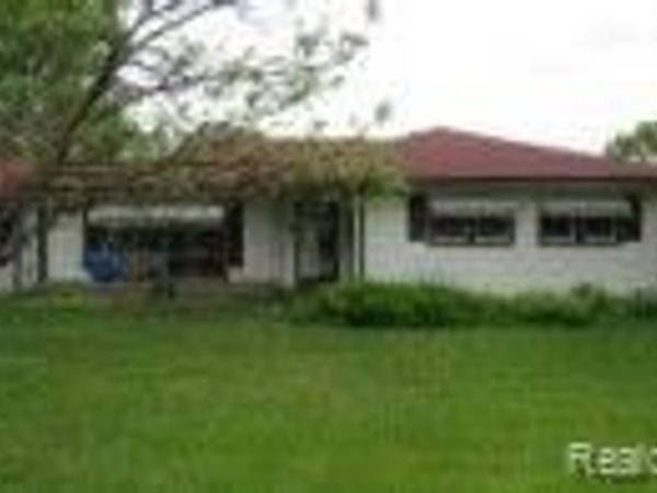 4621 S Martin Luther King Jr Boulevard , Lansing, MI 48910