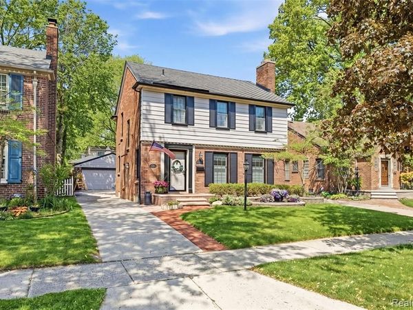 238 S York Street, Dearborn, MI 48124