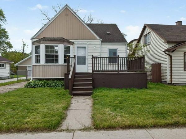 8460 Timken Avenue , Warren, MI 48089
