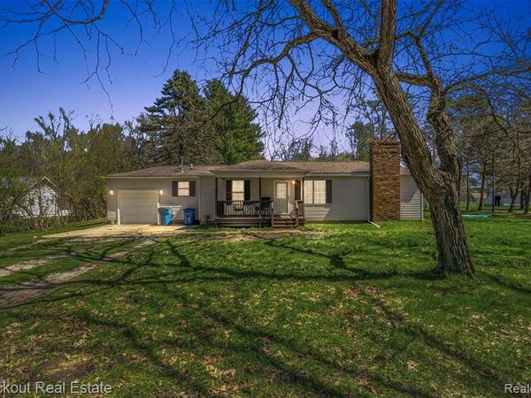 9060 N McKinley Road , Montrose Twp, MI 48433