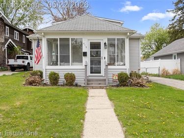 415 Taylor Avenue, Rochester, MI 48307