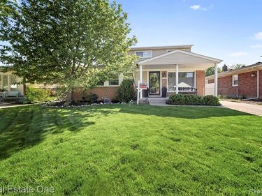 16037 Cameron Street, Southgate, MI 48195