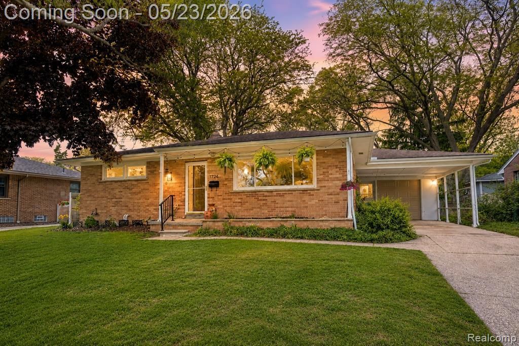 1724 Weldon Boulevard , Ann Arbor, MI 48103 Main Photo