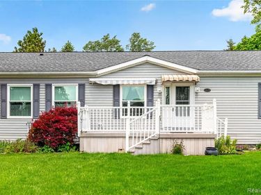 12239 Maple Creek Court, Green Oak Twp, MI 48178