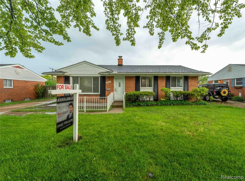 29643 Pickford Street, Livonia, MI 48152 Main Photo