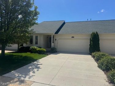 1812 Stoldt Avenue, Imlay City, MI 48444