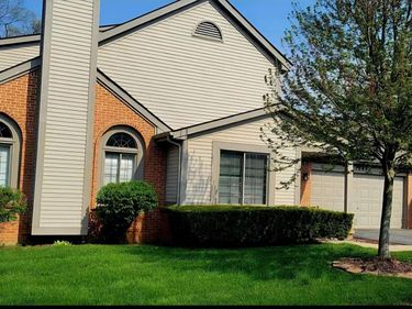 1004 Elmwood Drive, Brighton, Mi 48116
