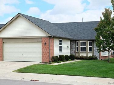 1852 N Kenwyck Drive, Superior Twp, MI 48198