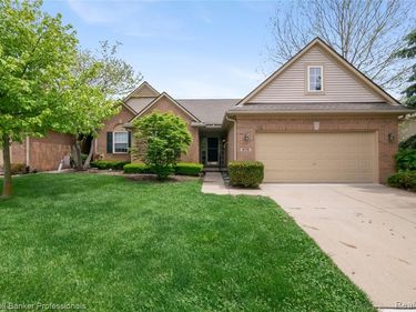 8178 Springdale Drive, White Lake Twp, MI 48386