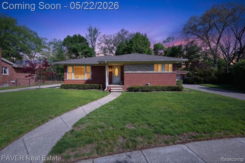 34536 Grandon Street, Livonia, MI 48150 Main Photo