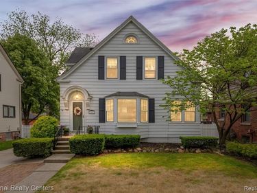 22607 Park Street, Dearborn, MI 48124