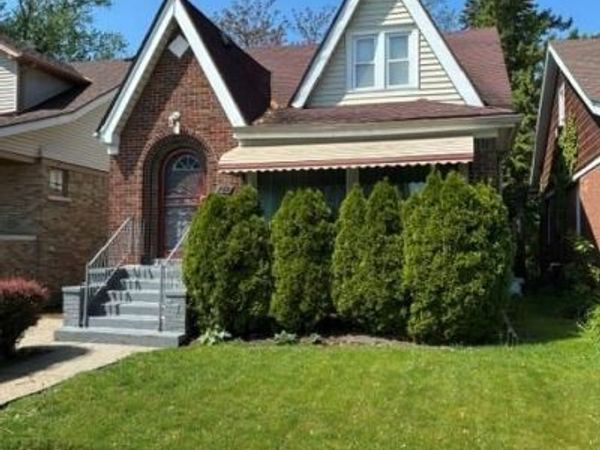 269 Eastlawn Street , Detroit, MI 48215