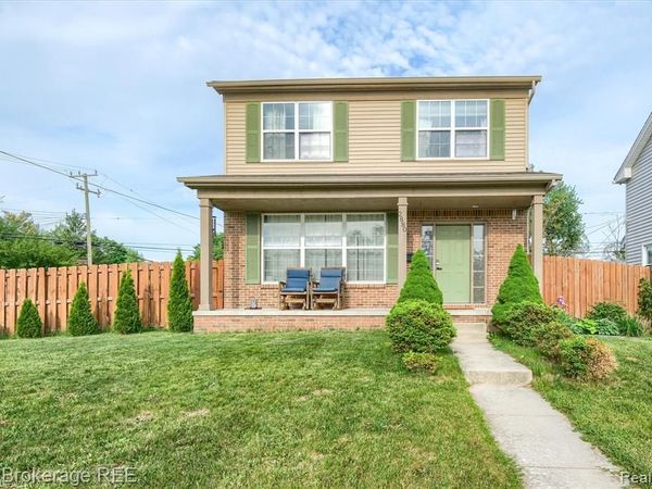 2880 Kipling Avenue, Berkley, MI 48072