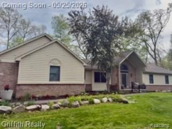 10232 Spencer Road , Brighton Twp, MI 48114