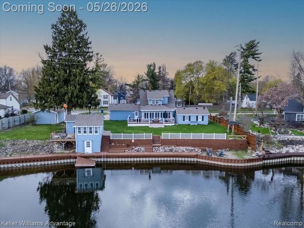 304 Oak Street, Linden, MI 48451