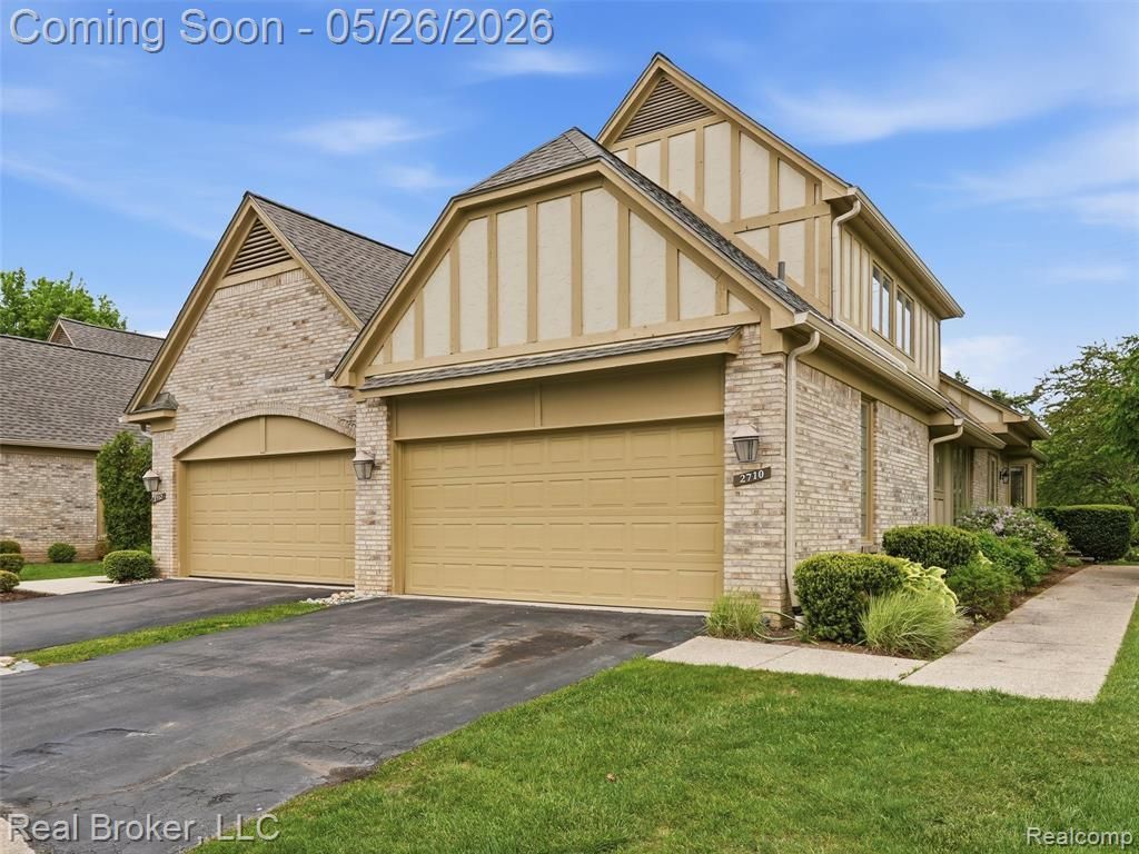 2710 Maitland Drive , Ann Arbor, MI 48105 Main Photo