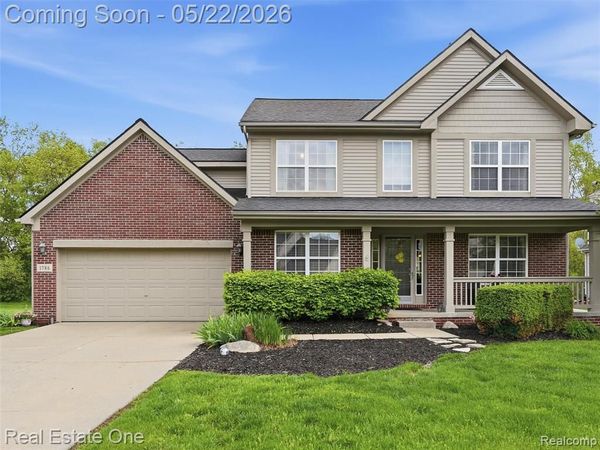 1786 Four Seasons Drive, Hartland Twp, MI 48843