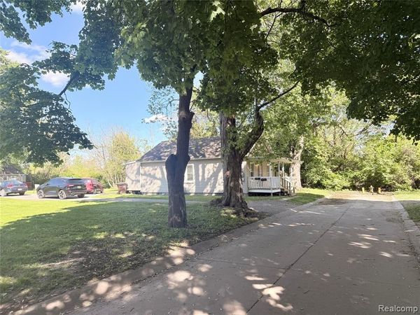 1137 E 8th Street , Monroe, MI 48161