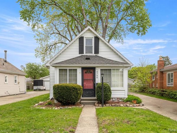 5706 Robindale Avenue , Dearborn Heights, MI 48127