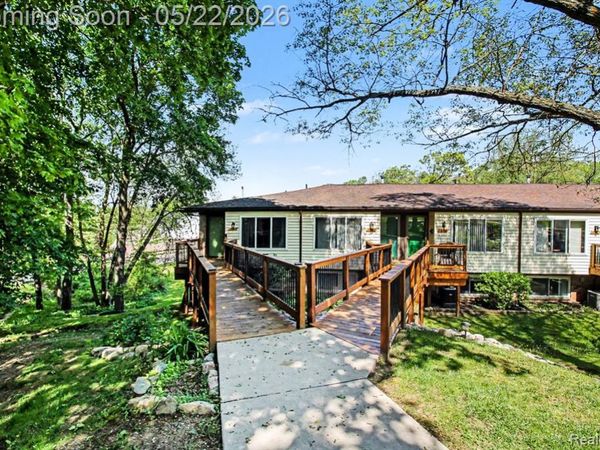 851 Union Street, Milford Vlg, MI 48381