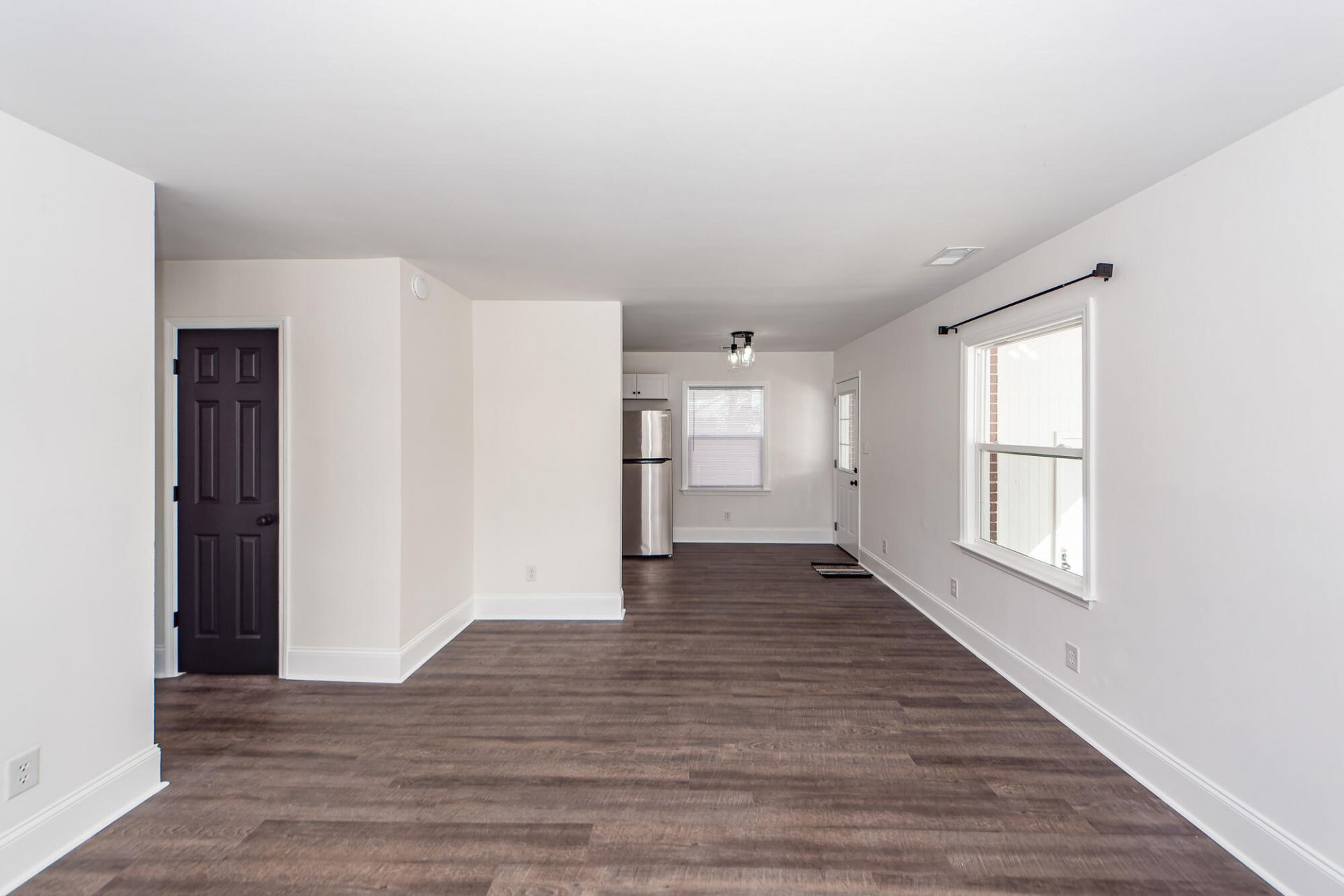 4742 Farmal Street Photo 4