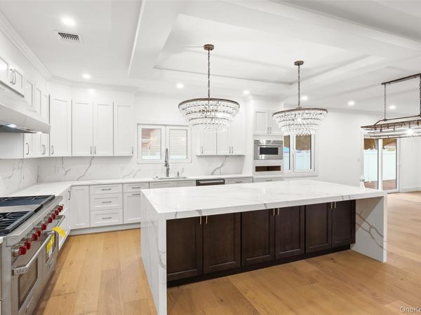 157 Rhode Island Avenue , Massapequa, NY 11758
