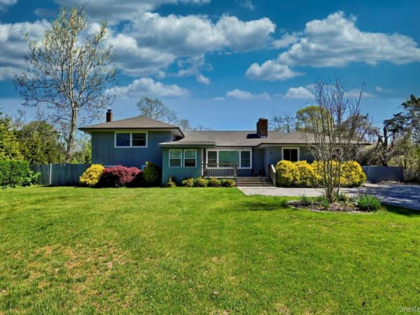 21 Sunset Avenue , East Quogue, NY 11942