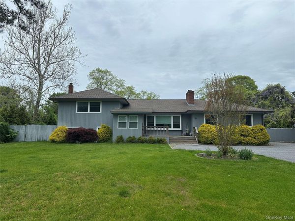 21 Sunset Avenue , East Quogue, NY 11942