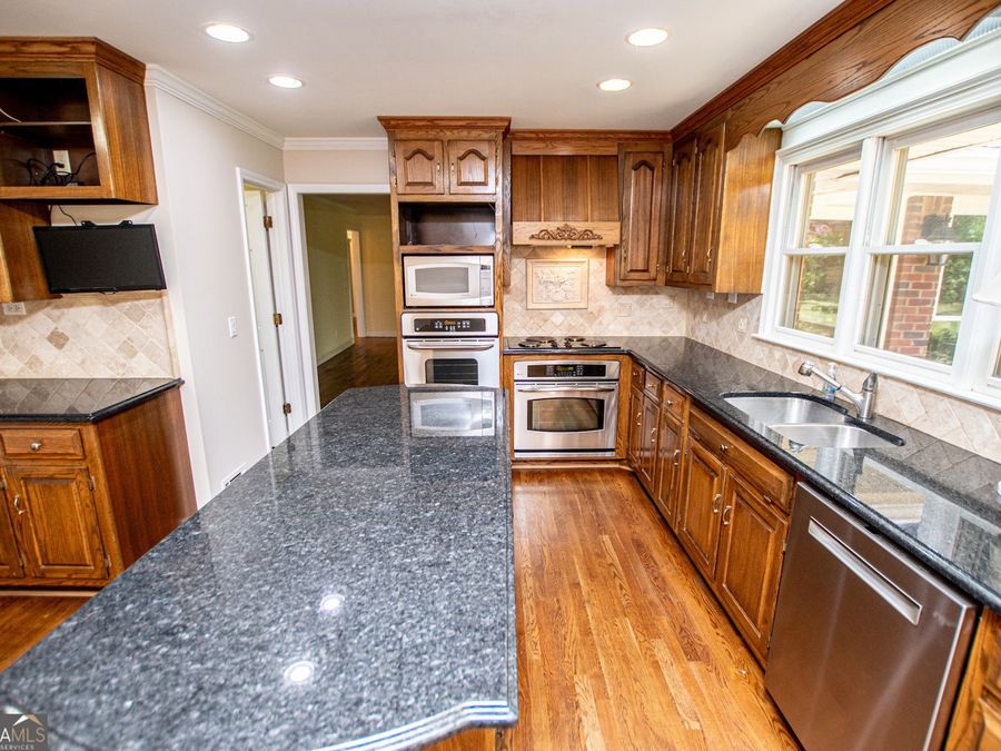 Property Image 33