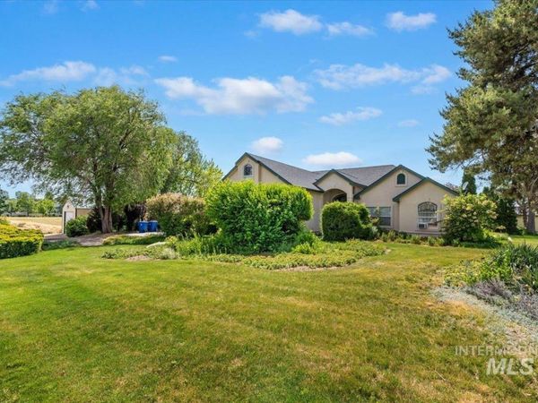 1807 S Linder Rd, Meridian, ID 83642