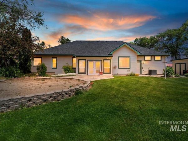 1807 S Linder Rd, Meridian, ID 83642