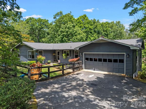 707 Dogwood Trail , Tryon, NC 28782
