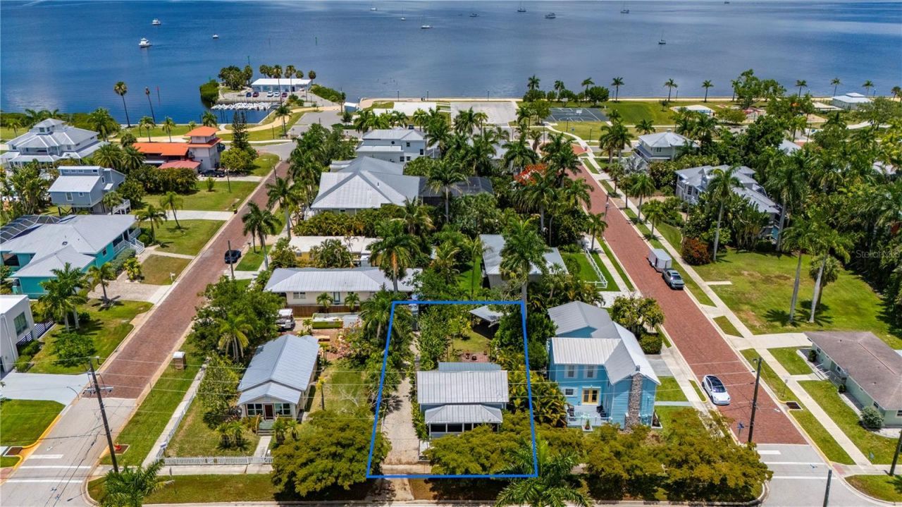756 W Marion Avenue , Punta Gorda, FL 33950 Photo