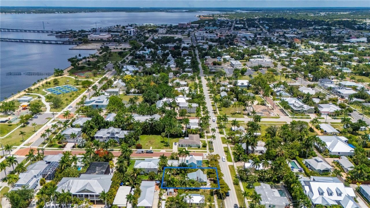 756 W Marion Avenue , Punta Gorda, FL 33950 Photo