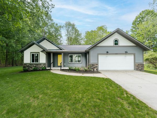 1937 Cygnet Drive, Otsego, MI 49078