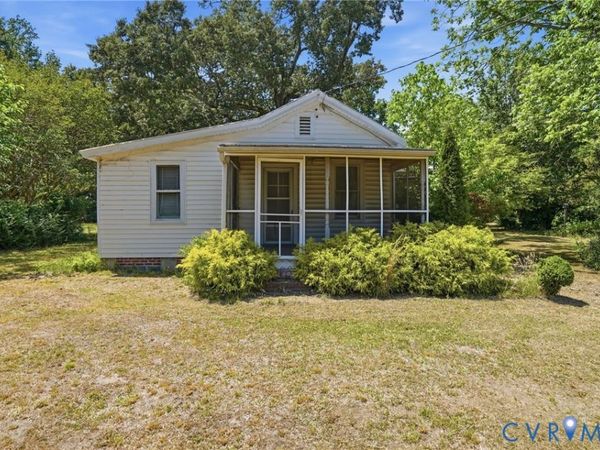 2350 Chelsea Road , West Point, VA 23181