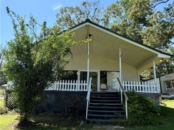 298 HIDEAWAY Drive, Zwolle, LA 71486