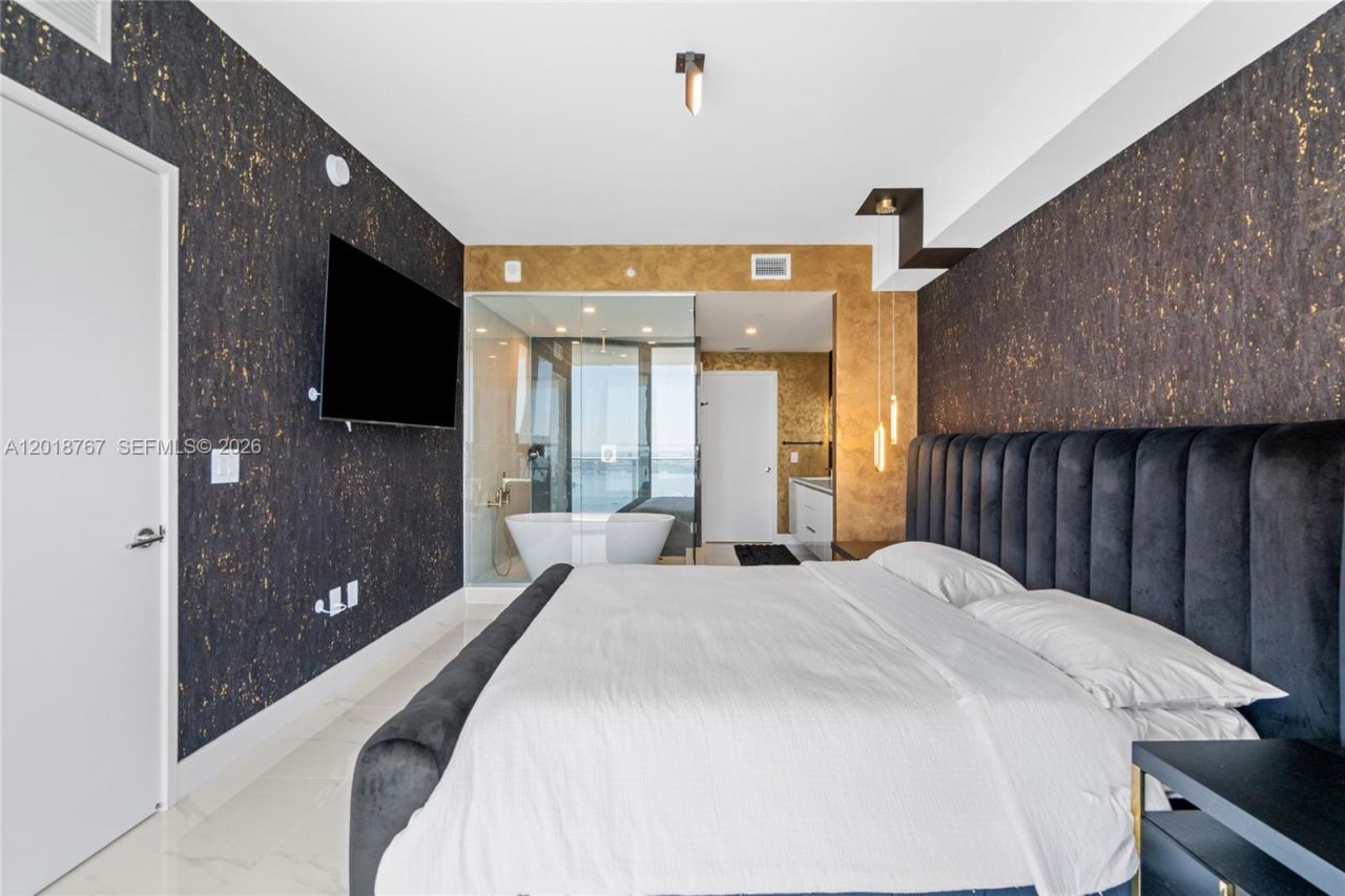 700 NE 24th St , Unit 5206, Miami, FL 33137 Photo
