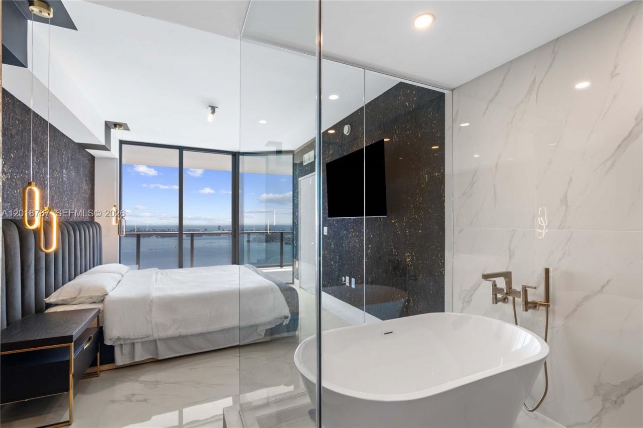 700 NE 24th St , Unit 5206, Miami, FL 33137 Photo