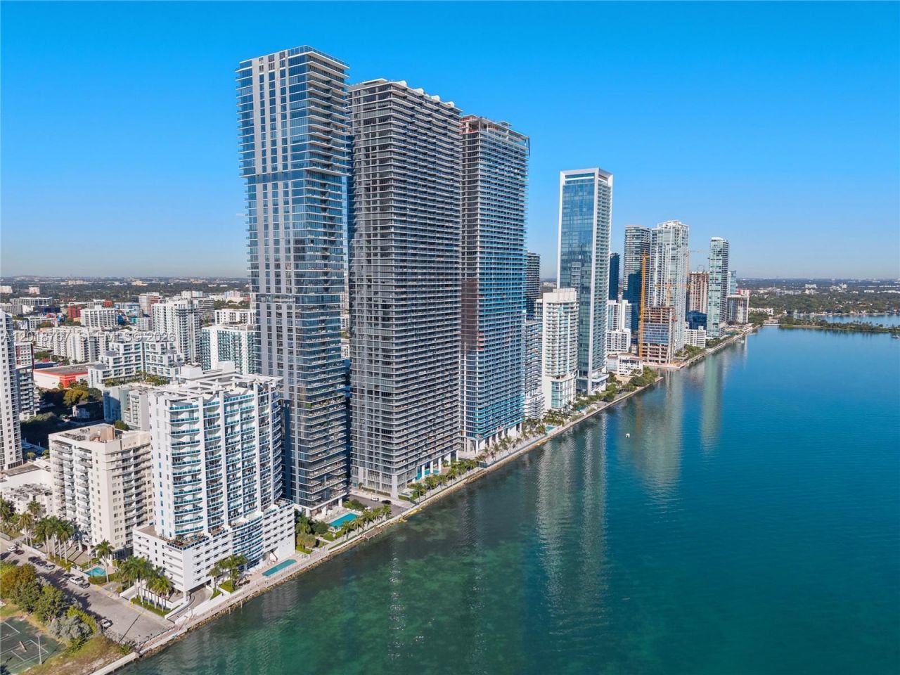 700 NE 24th St, Unit 5206, Miami, FL 33137 Photo