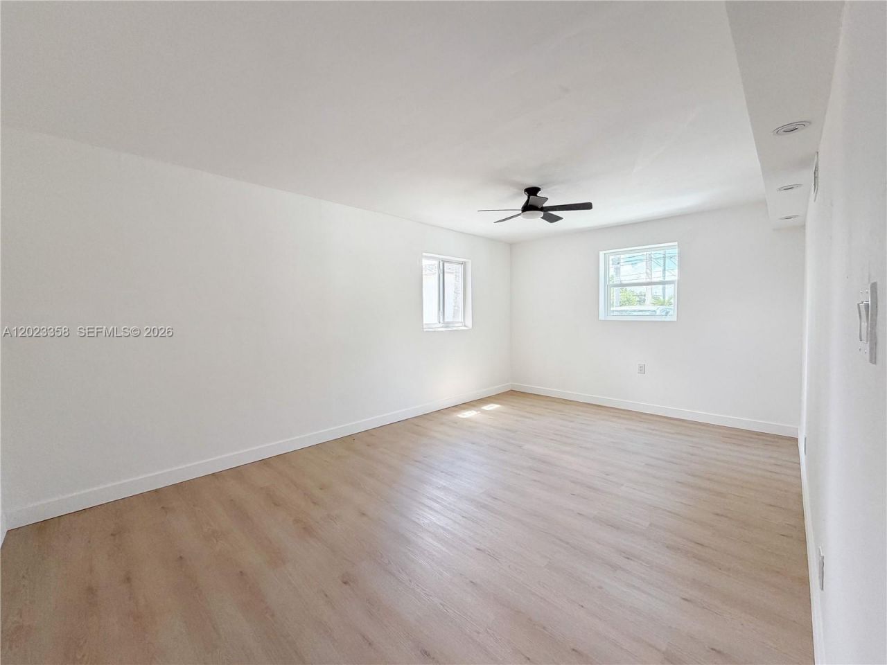 313 SW 1st Street, Unit 1, Hallandale Beach, FL 33009 Photo