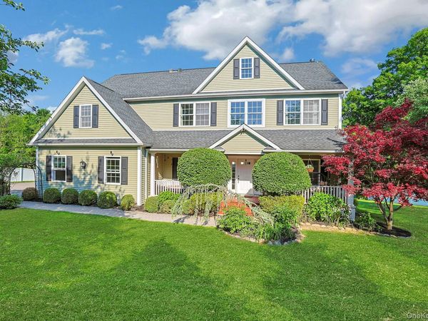 288 Lafayette Avenue , Cortlandt Manor, NY 10567