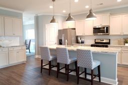 2405 Spring Rise Dr  photo 4