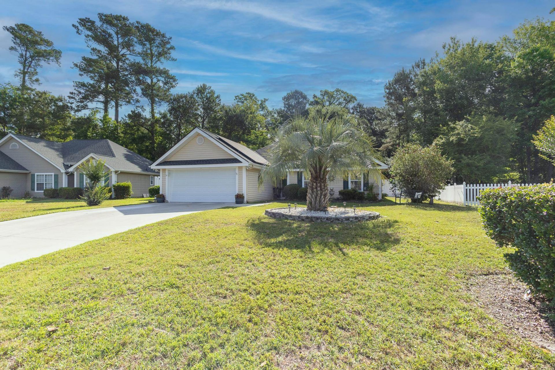 590 Bridgeport Dr.  Photo 23