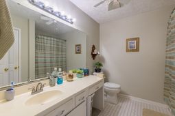 590 Bridgeport Dr.  photo 4